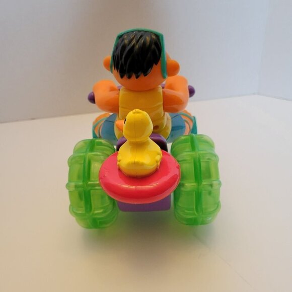 2001 Sesame Street Ernie's Splashing Fun Trike Rubber Ducky Water Toy Works - Picture 9 of 11